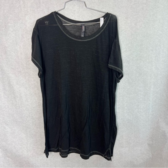 5/$25 torrid burnout T 1X - Picture 1 of 3